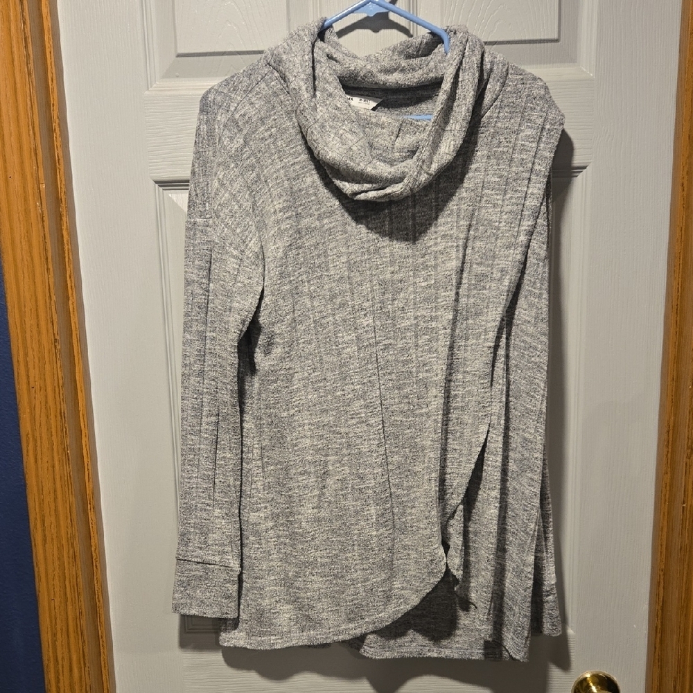 Gray Women's Nursing/maternity Sweater